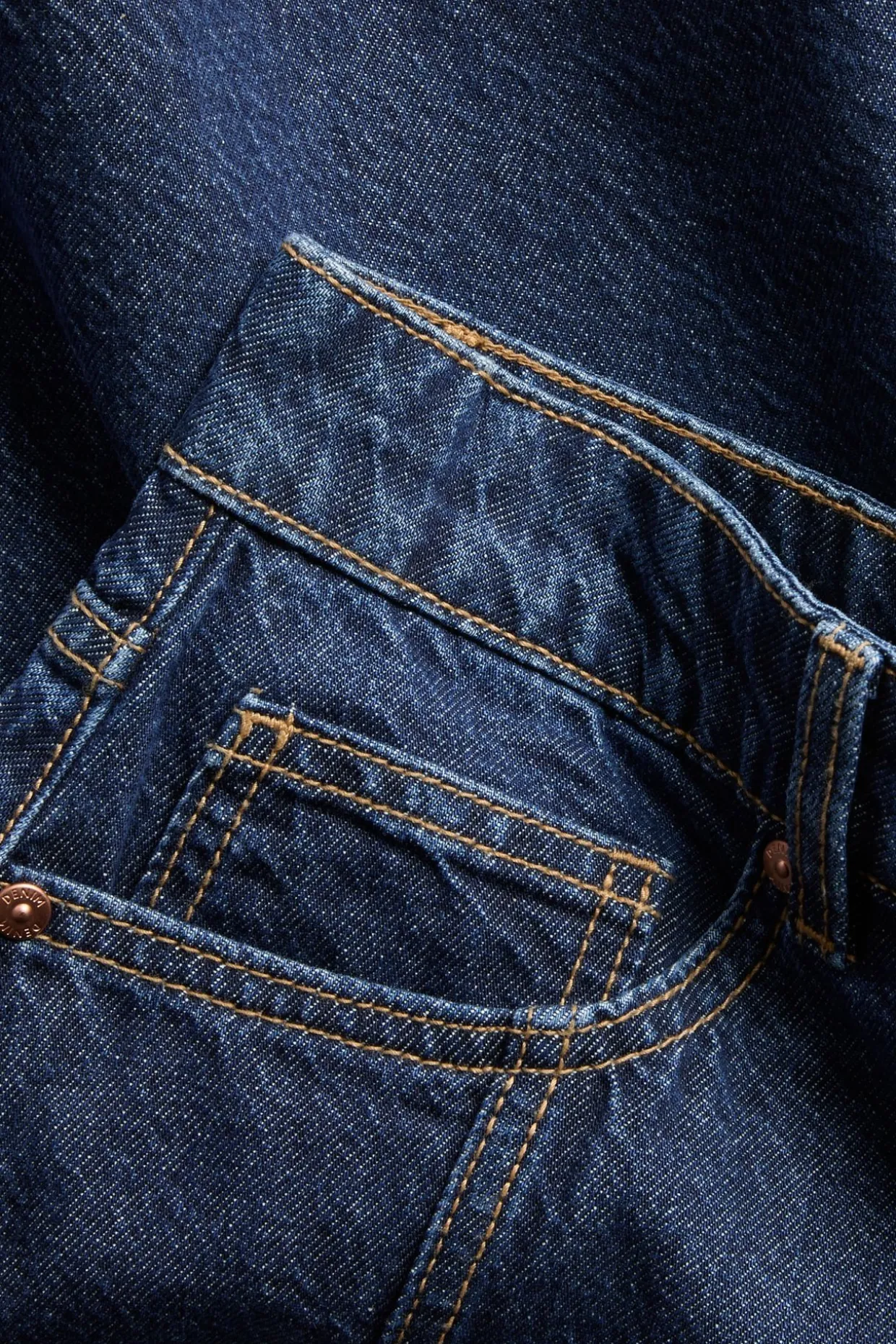 A-linjeformet jeansskjørt