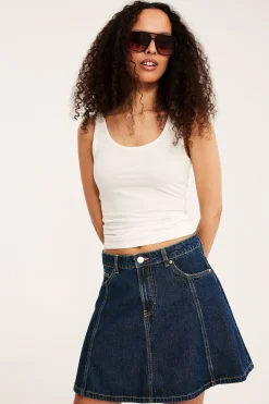 A-linjeformet jeansskjørt
