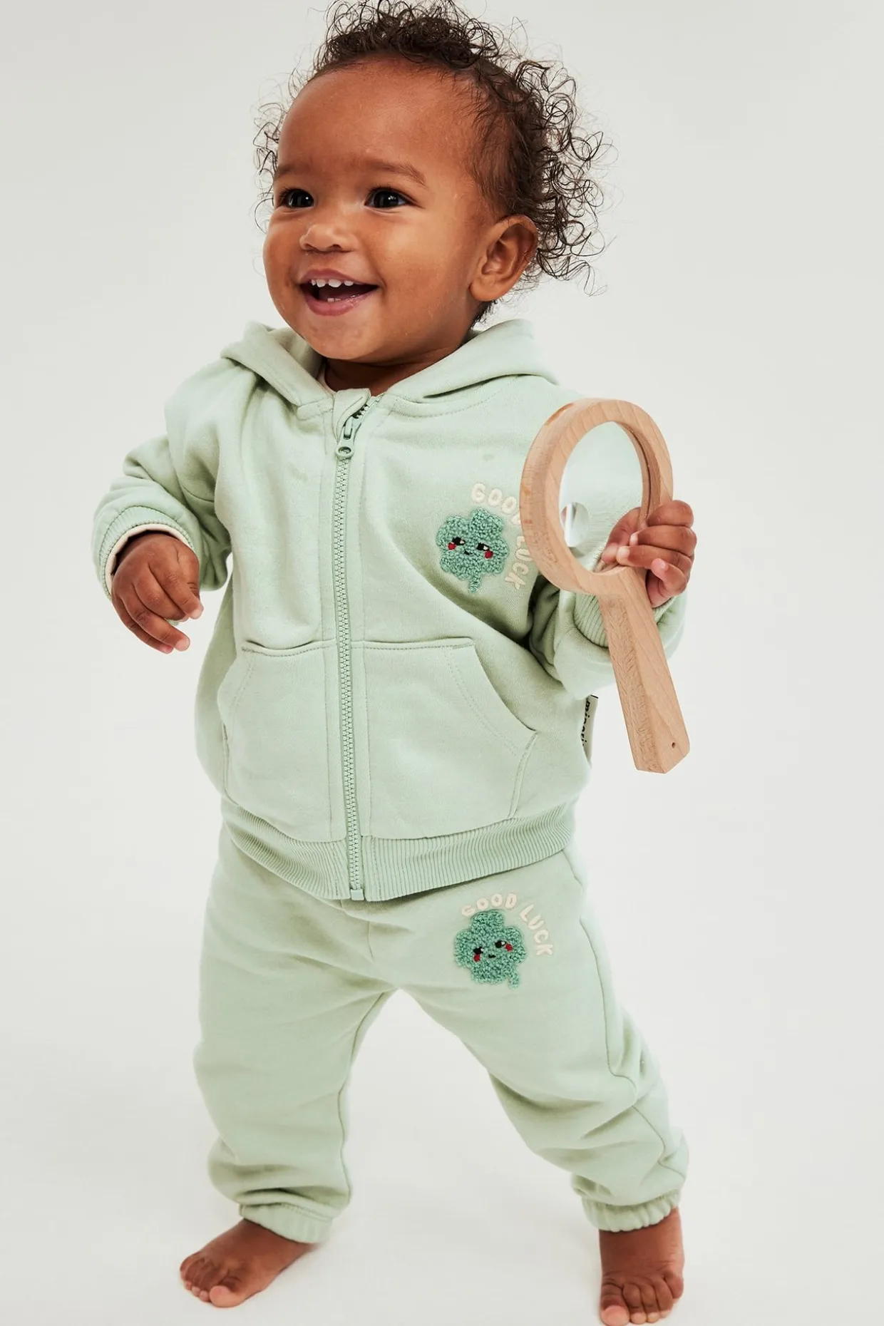 Babybukse med applikasjon