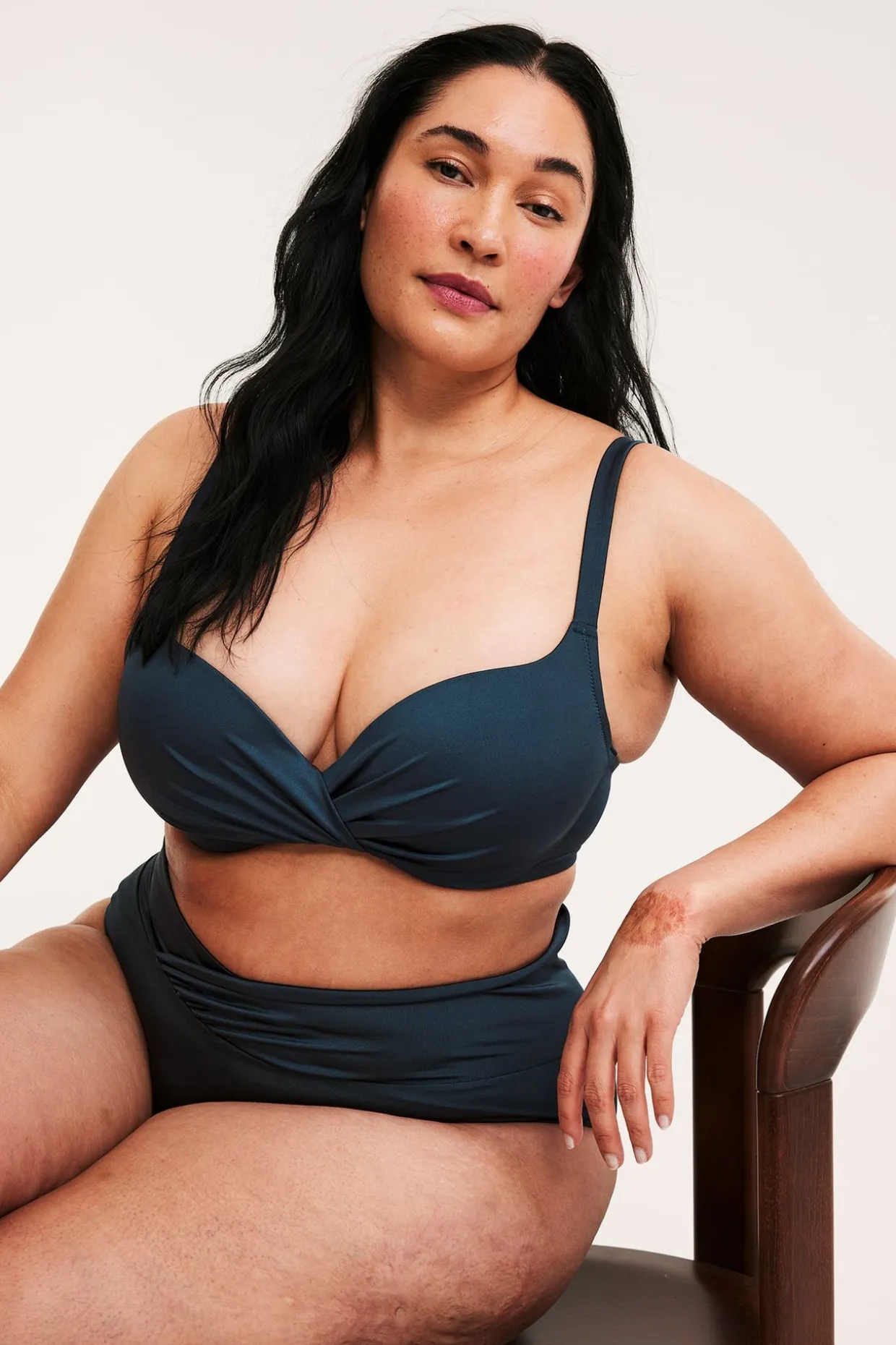 Bikini-BH med omslagsdetalj