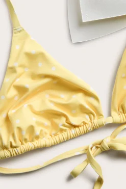 Bikini-BH med prikker i trekantform