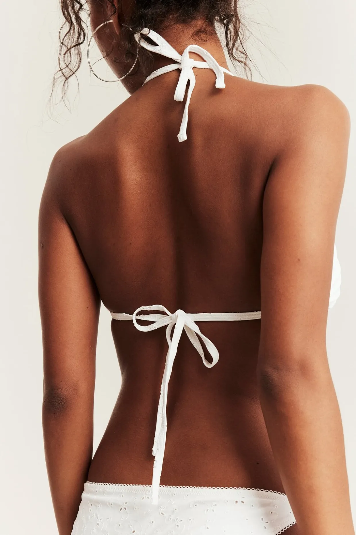 Bikinitopp Newbie Woman