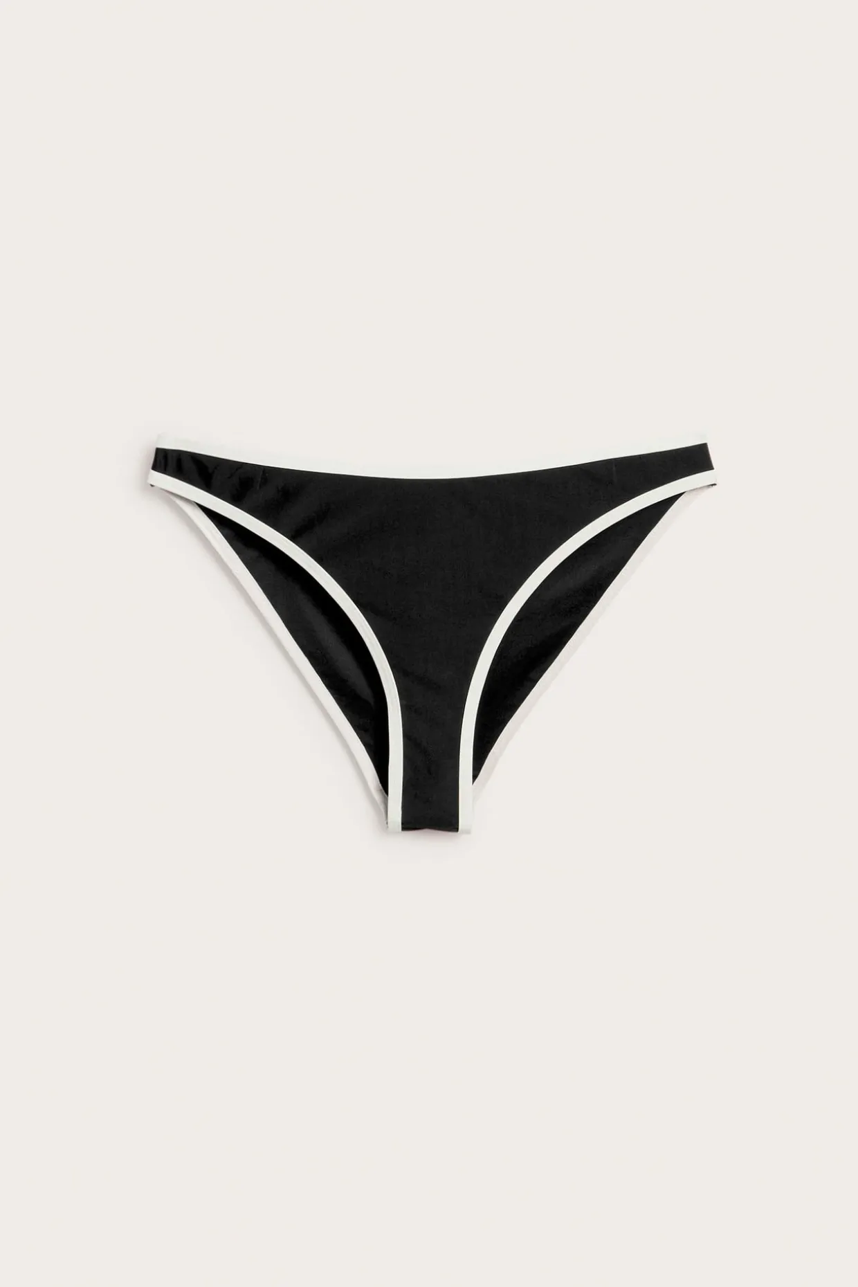 Bikinitruse brazilian