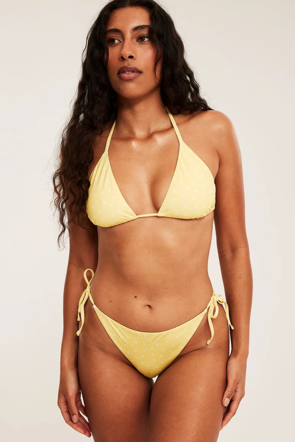 Bikinitruse brazilian med knytebånd