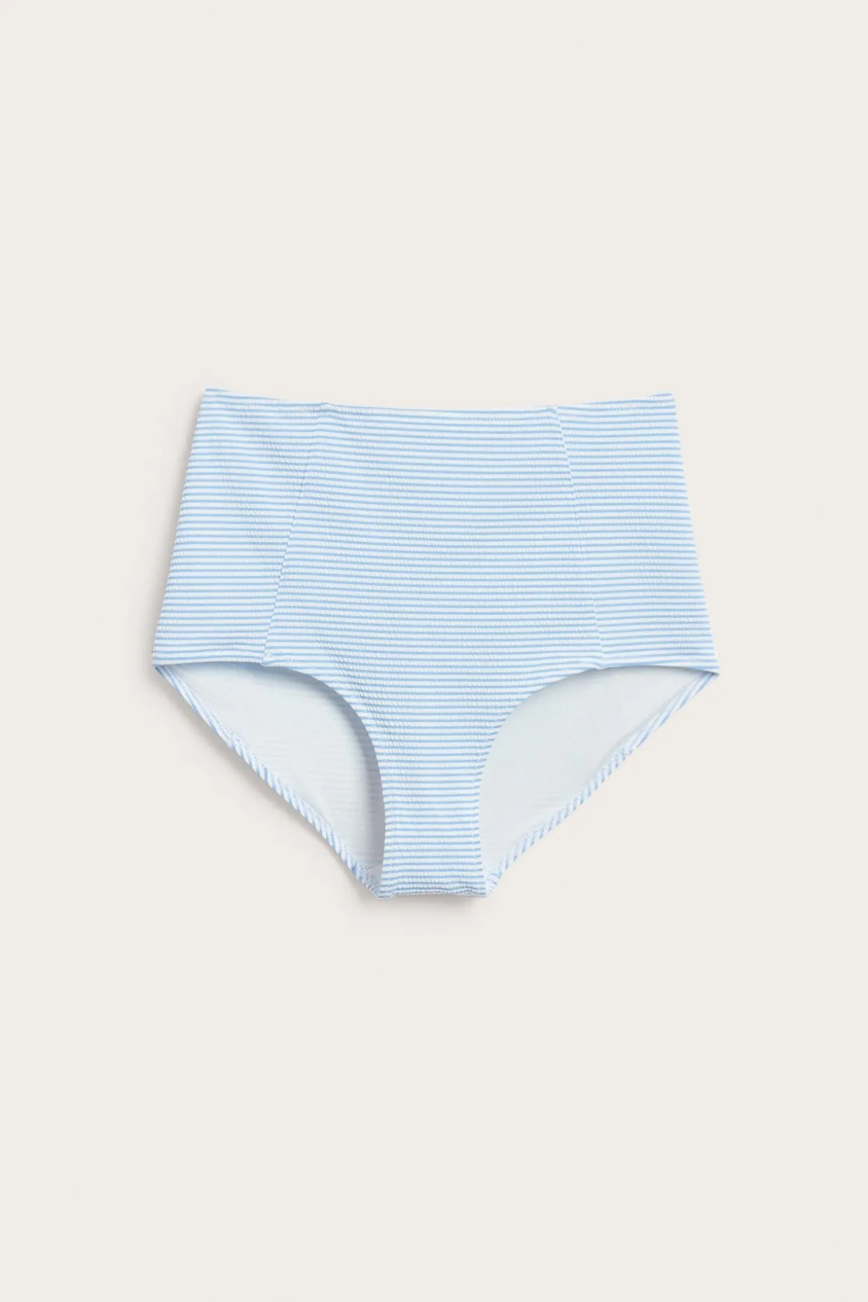 Bikinitruse med høy midje