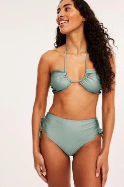 Bikinitruse med knytedetalj