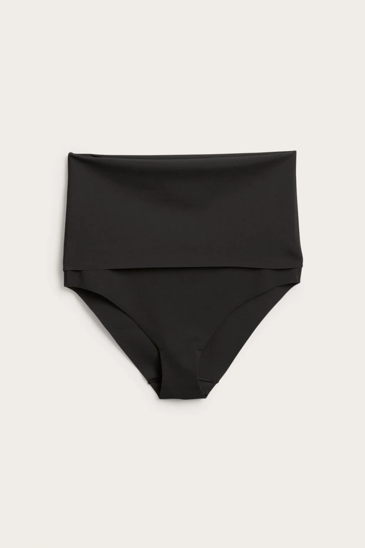 Bikinitruse med midje som kan brettes ned