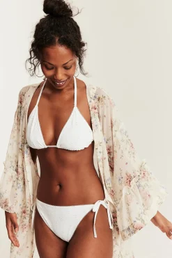 Bikinitruse Newbie Woman