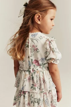 Blomstret chiffonkjole