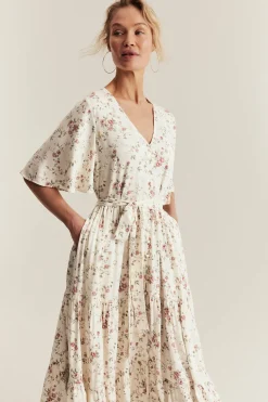 Blomstrete kjole Newbie Woman