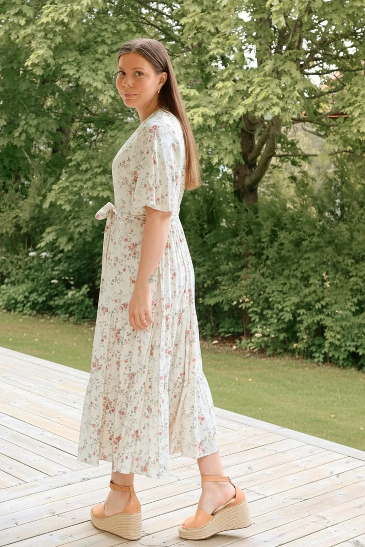 Blomstrete kjole Newbie Woman