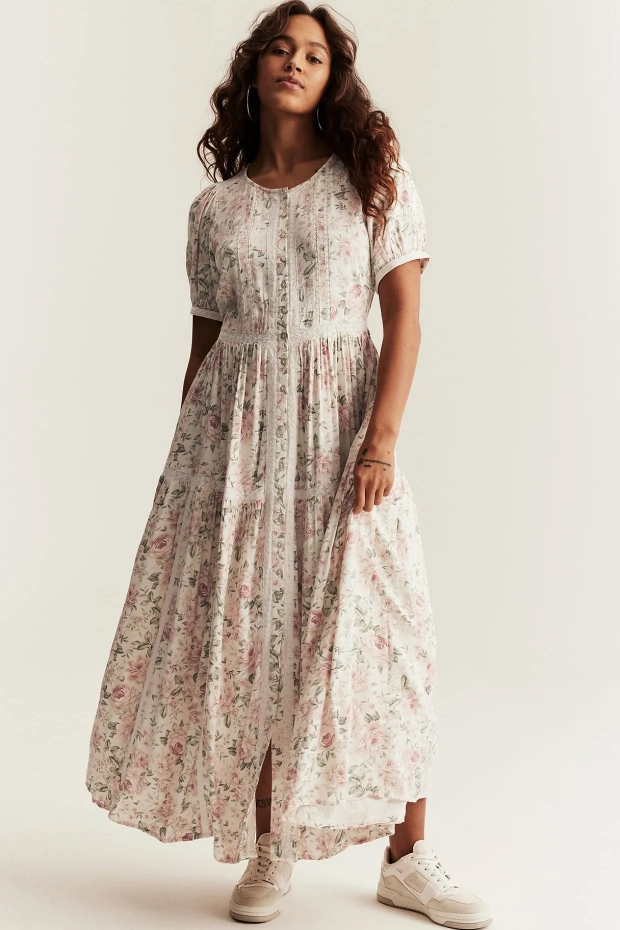 Blomstrete kjole Newbie Woman