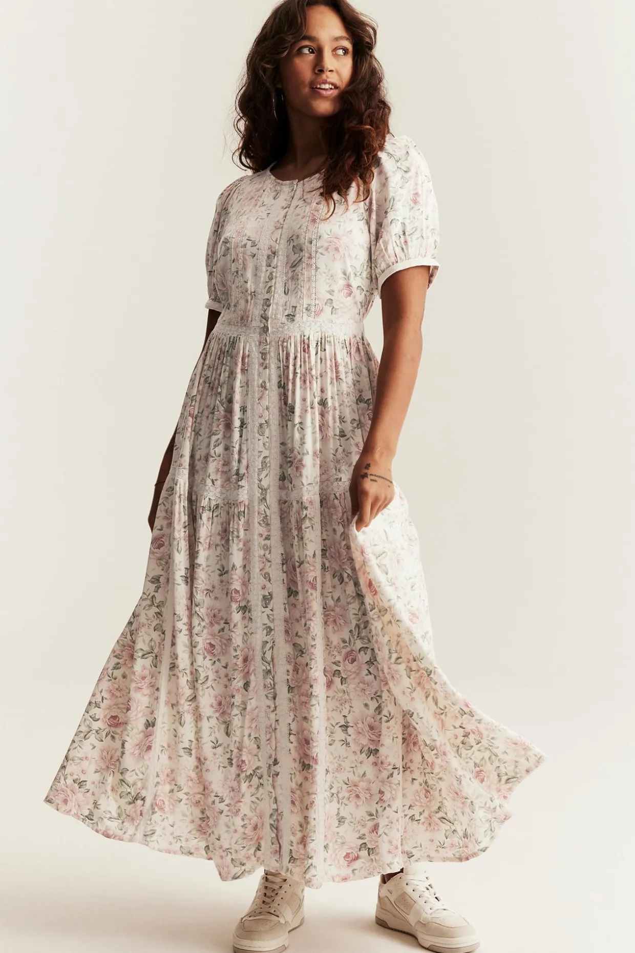 Blomstrete kjole Newbie Woman
