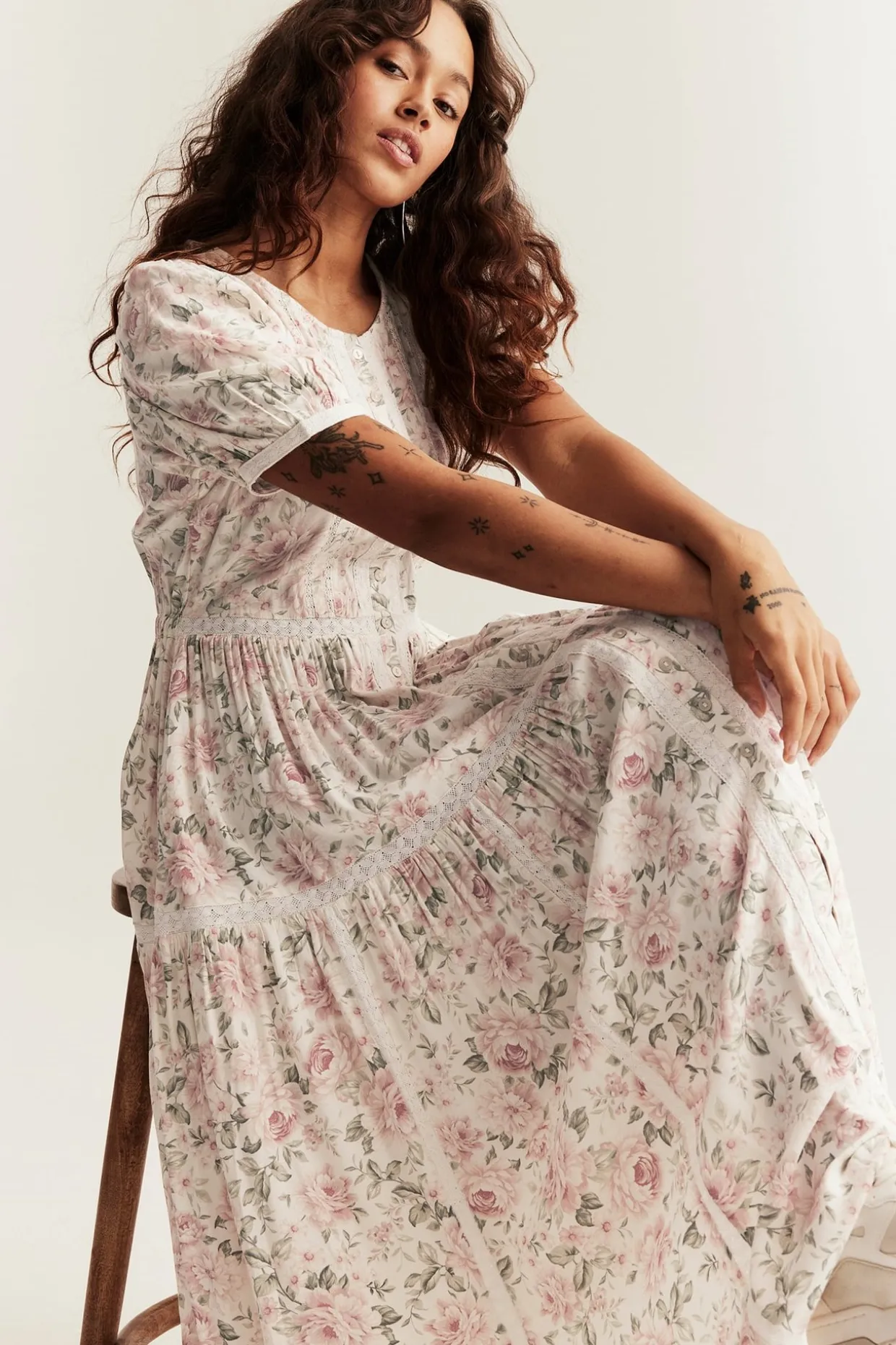 Blomstrete kjole Newbie Woman