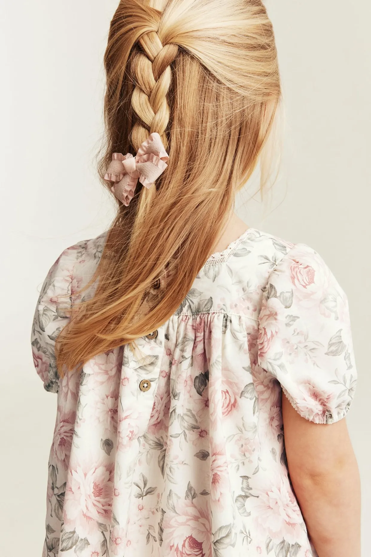 Blomstrete kortermet kjole