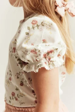 Blomstrete topp med puffermer