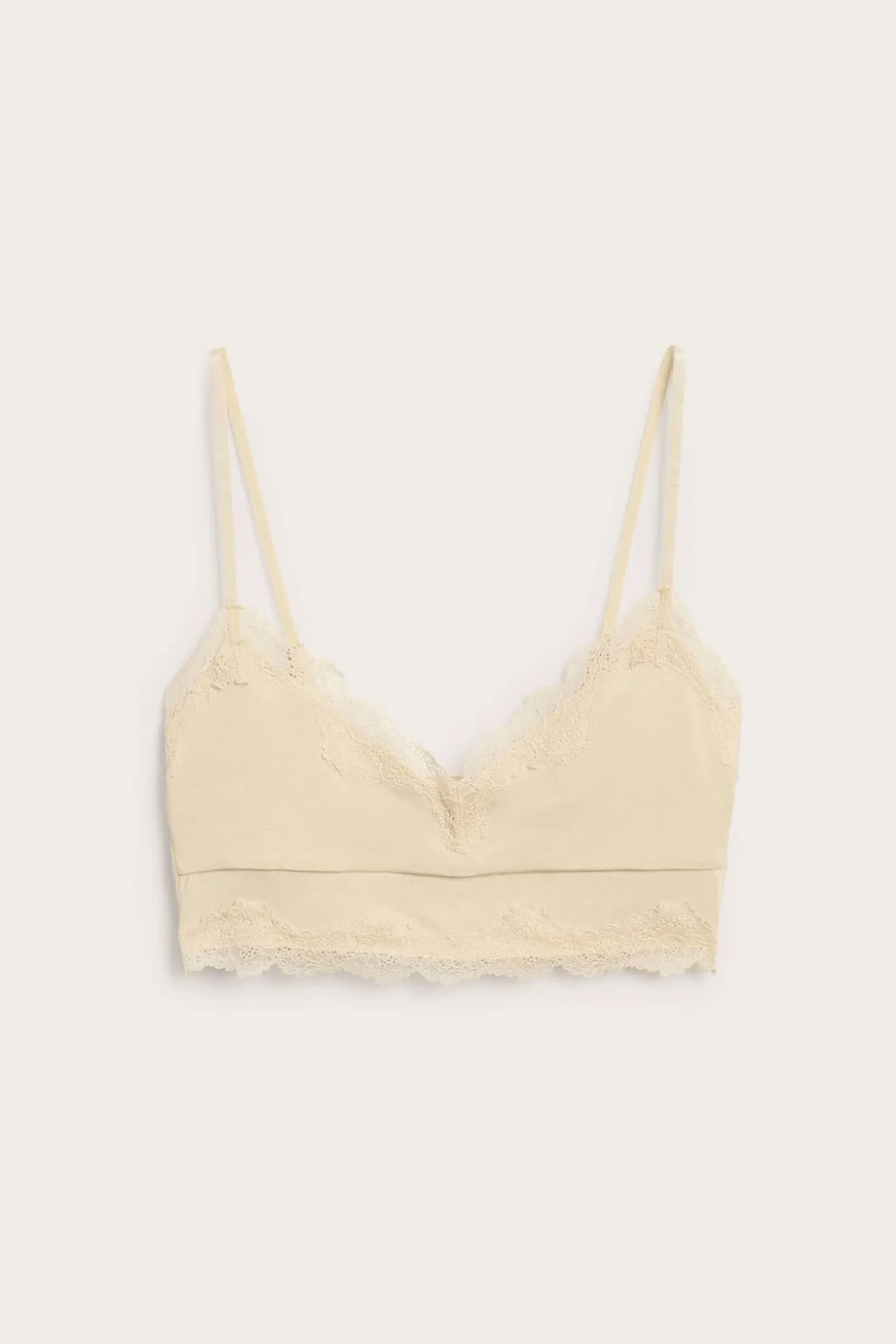 Blondebralette i modal
