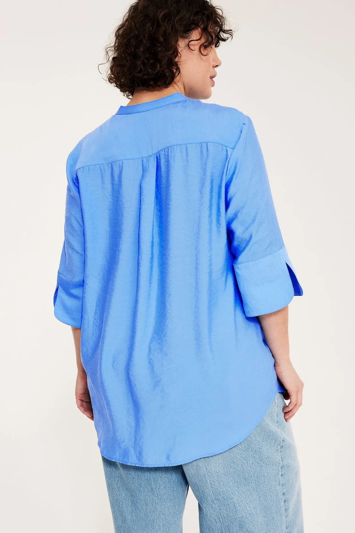 Bluse i modalblanding
