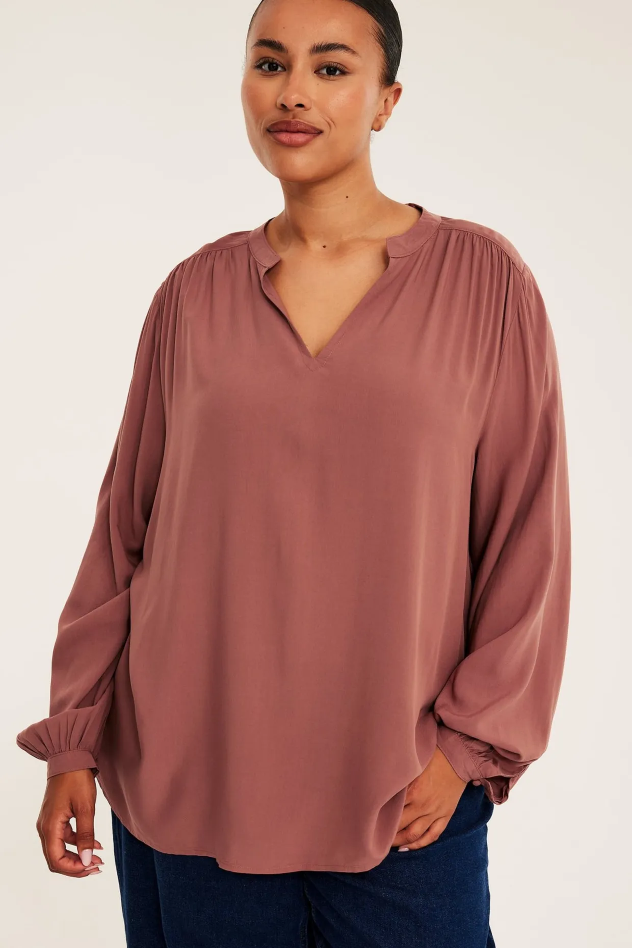 Bluse i viskose