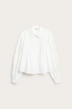Bluse med brodering