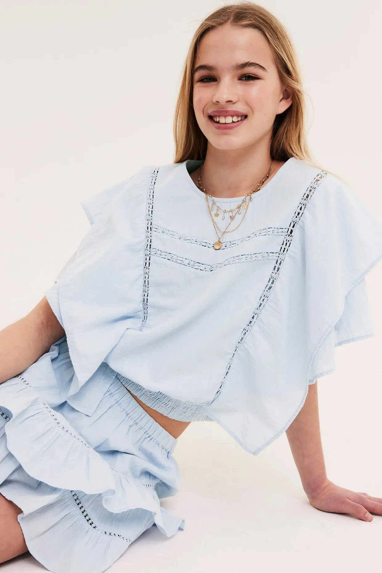 Bomullsbluse med blondedetaljer