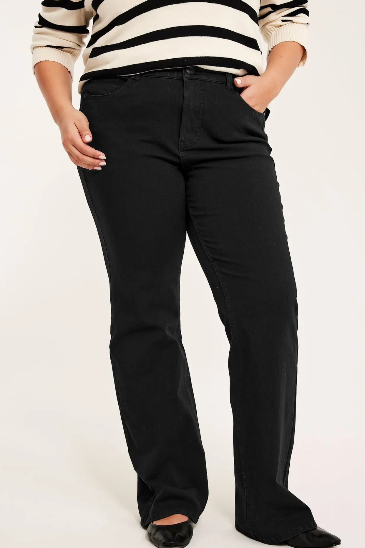 Bootcut jeans med høy midje