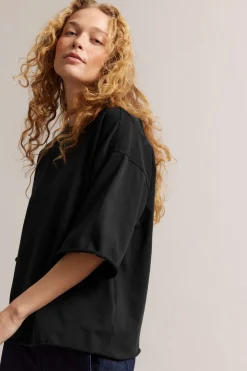 Boxy T-skjorte med rullede kanter