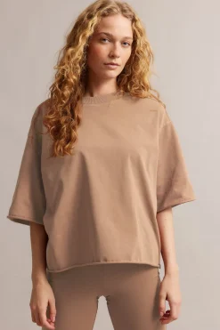 Boxy T-skjorte med rullede kanter
