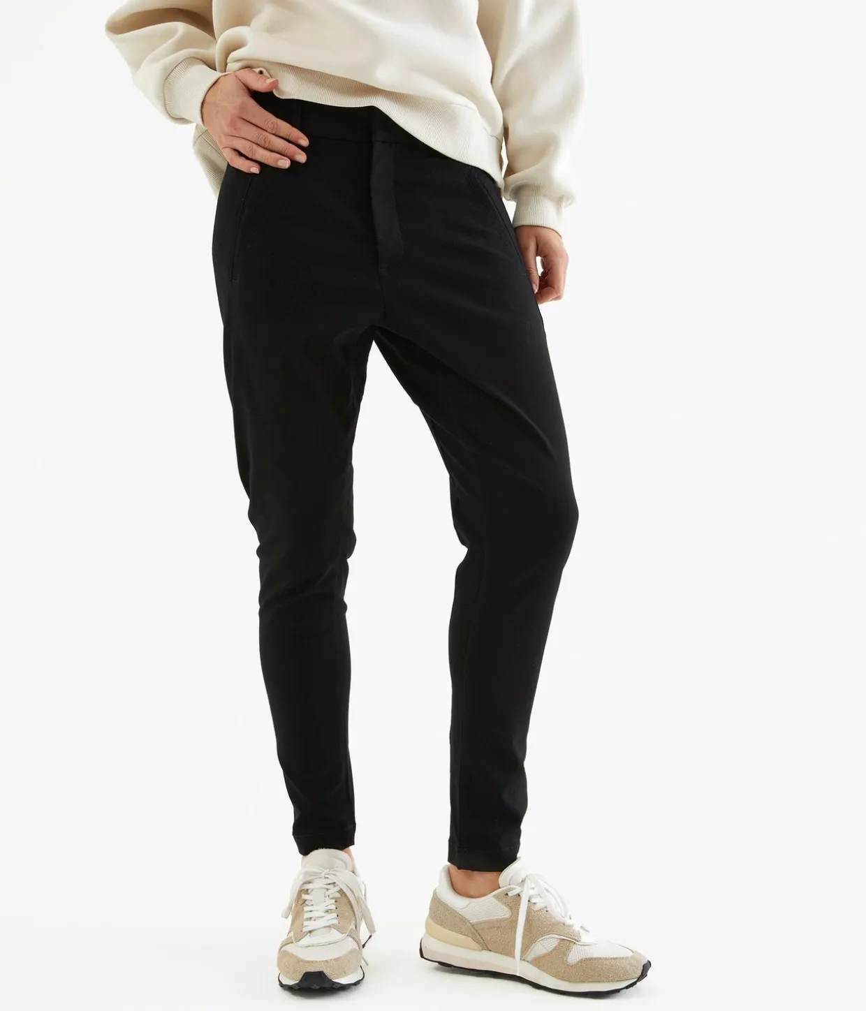 Boyfriend slim fit | Svart | Dame | Kappahl