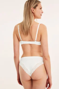 Brazilian-truse med blonder