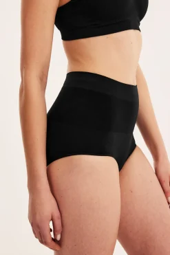 Brieftruse med sømløs medium form