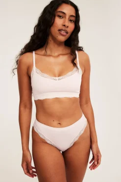 Brieftruse seamless med blonder