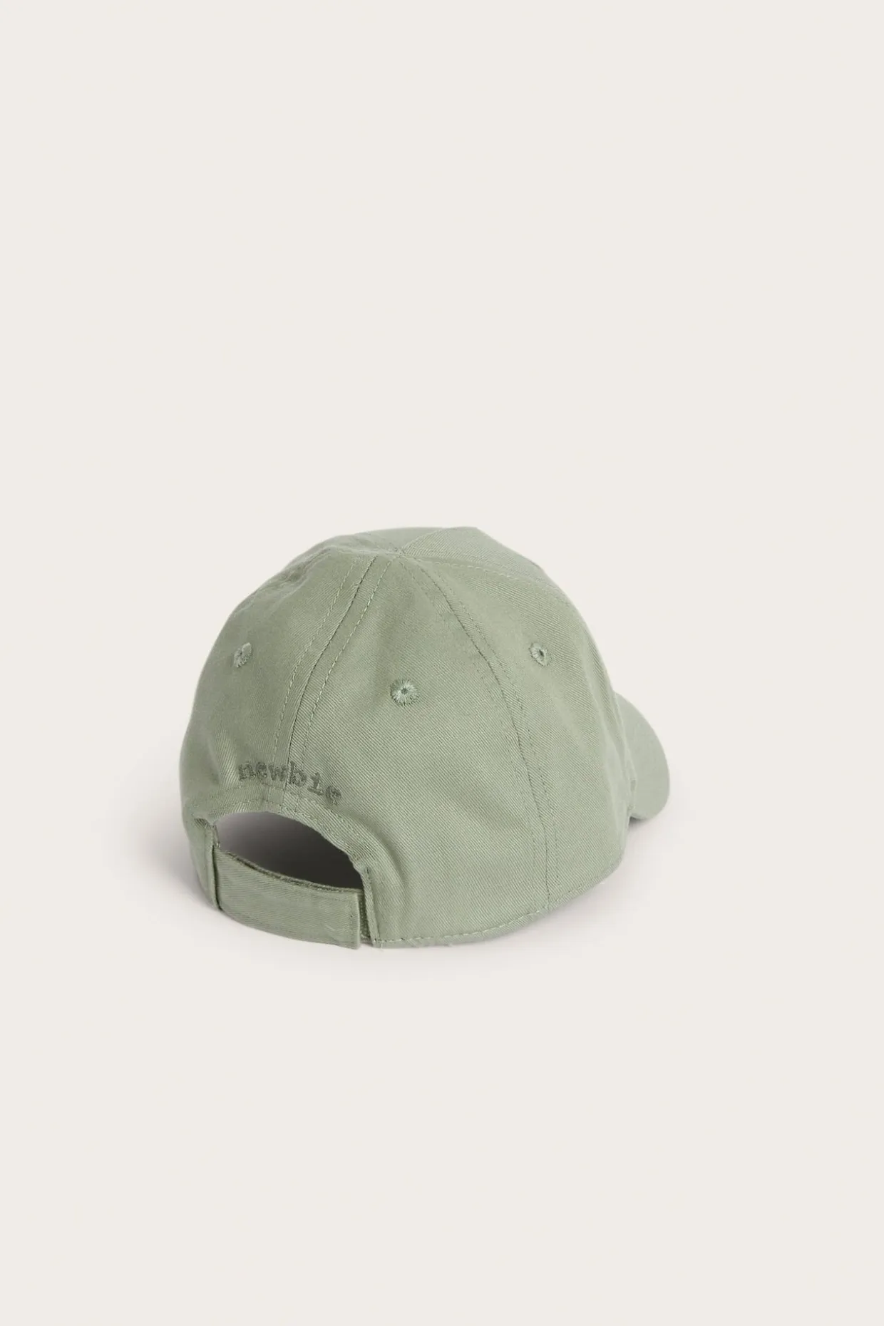 Caps med pinnsvinbroderi