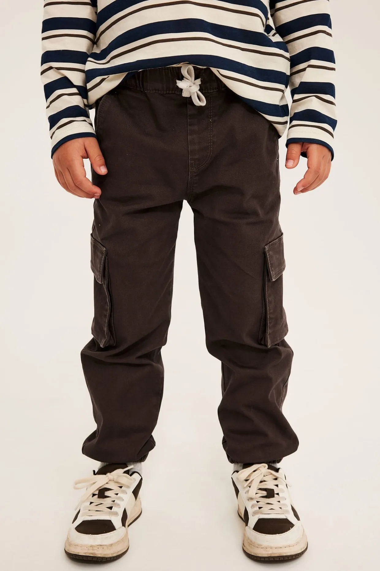 Cargobukser i elastisk twill