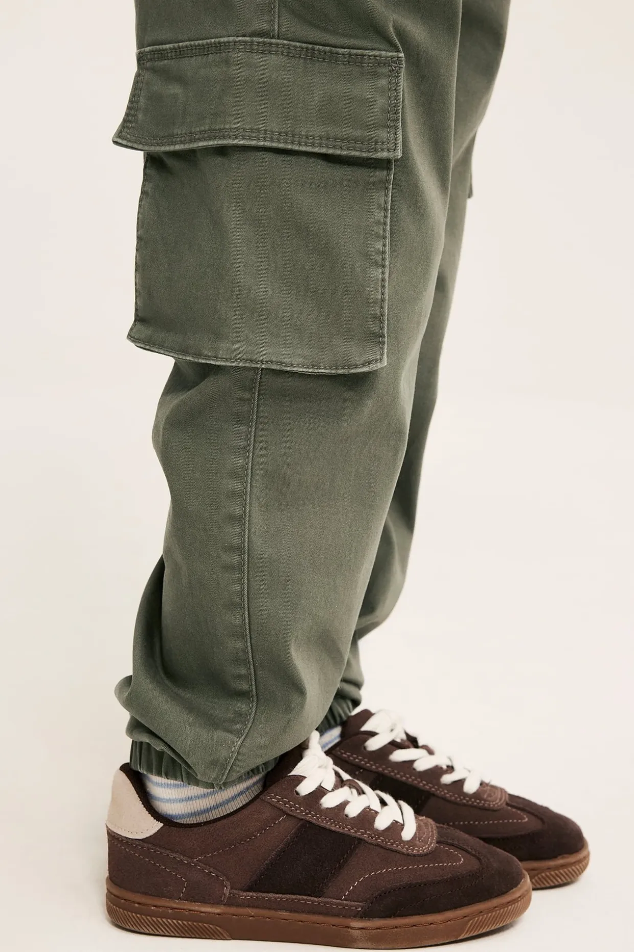 Cargobukser i elastisk twill