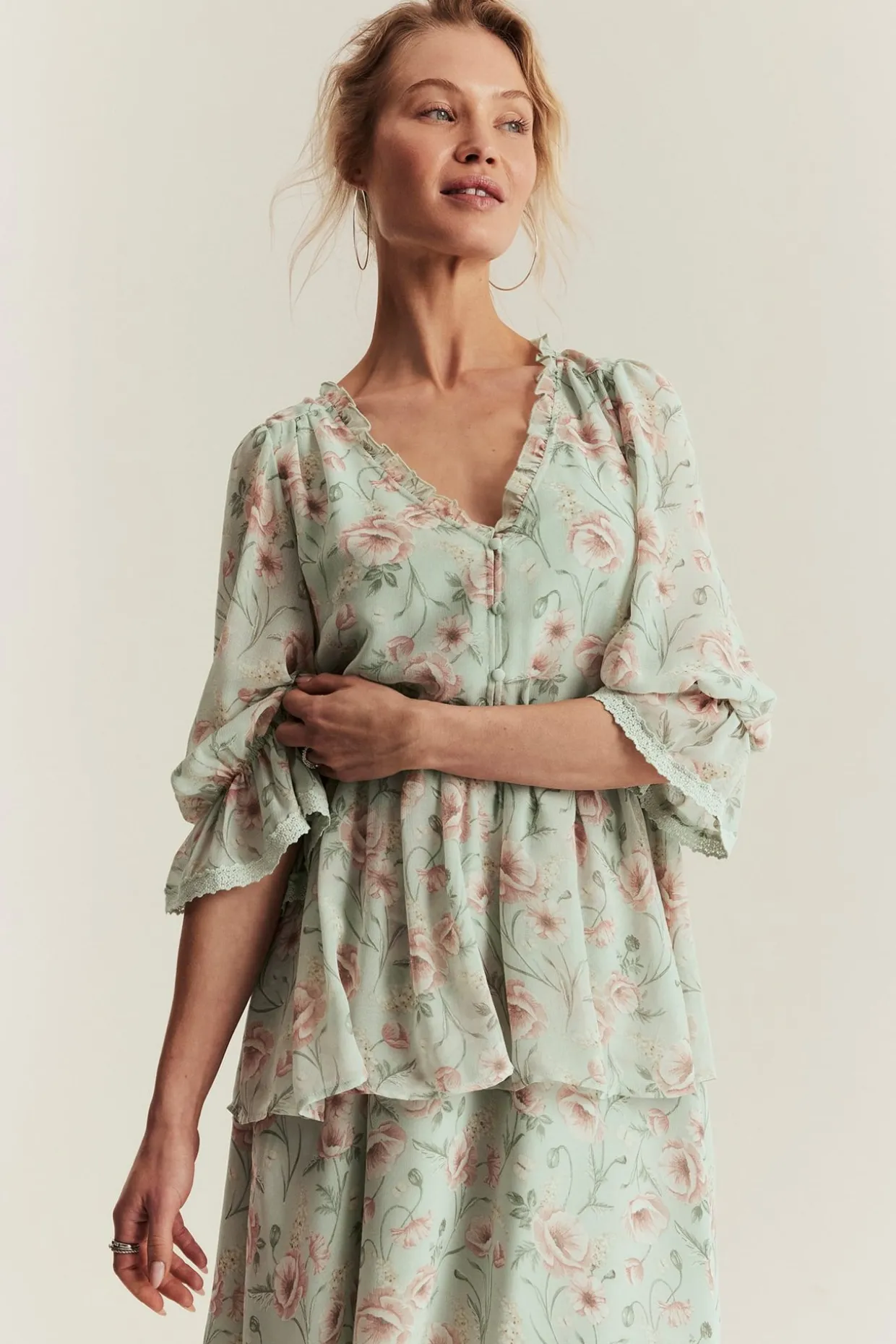 Chiffonkjole Newbie Woman