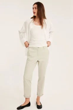 Chinos