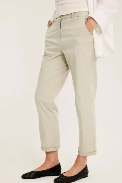 Chinos