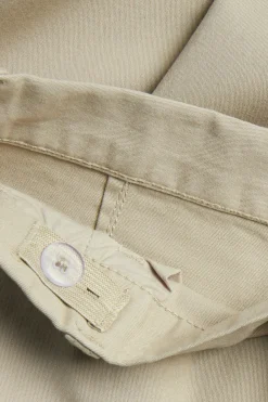 Chinos