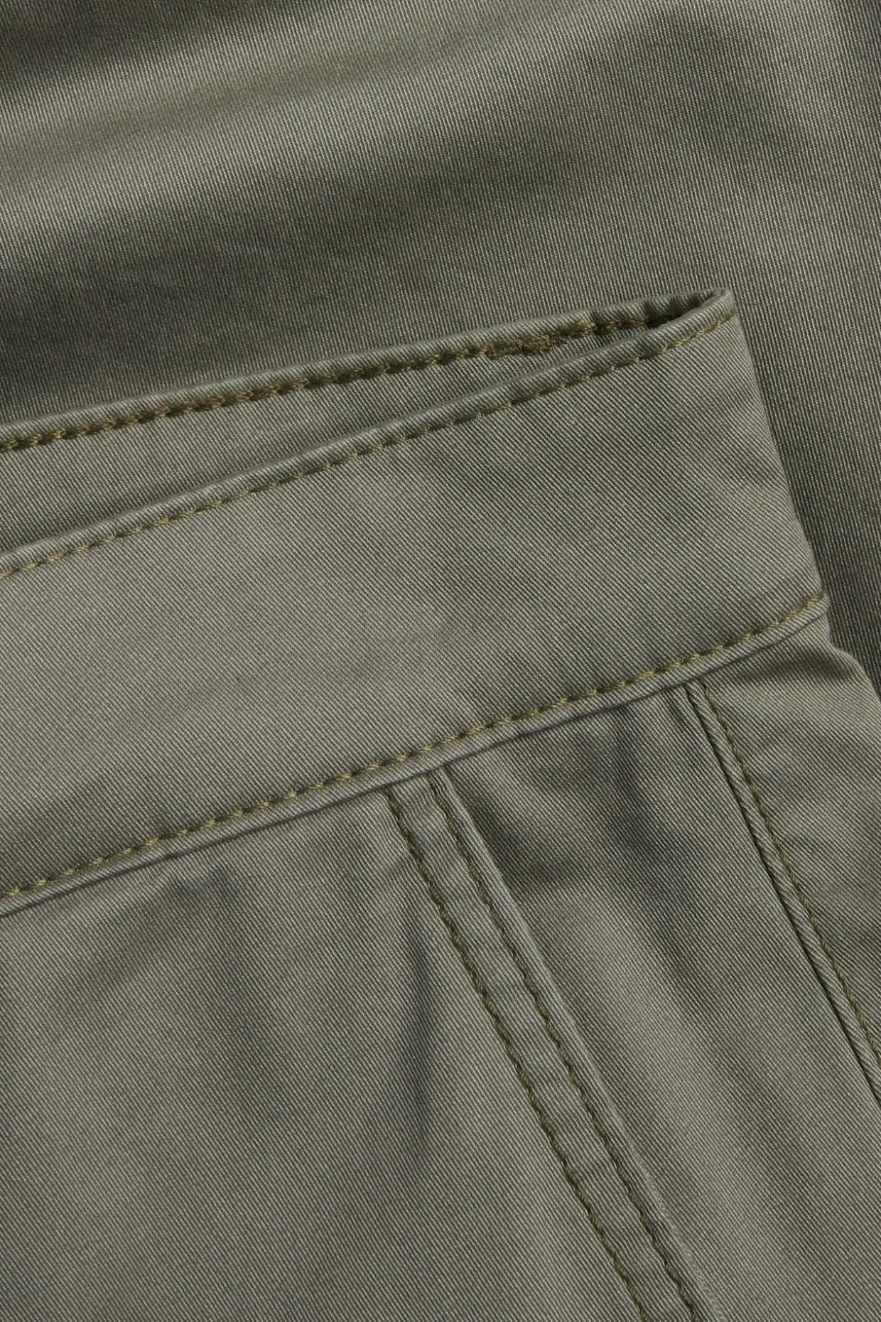 Chinosshorts i bomullstwill
