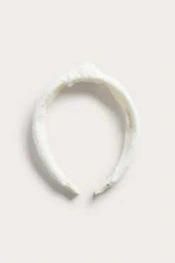 Diadem med broderie anglaise