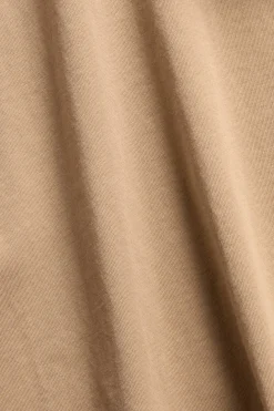 Enkel topp med korte ermer