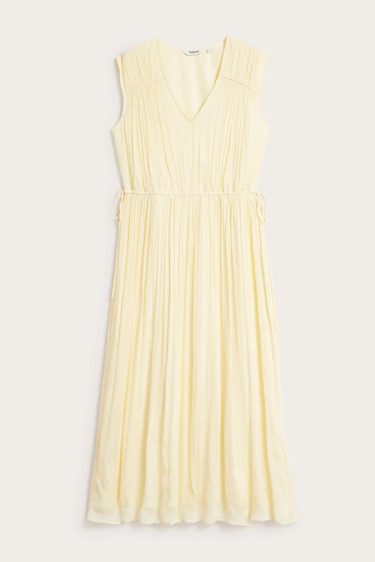 Ermeløs kjole i chiffon