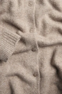Finstrikket cardigan