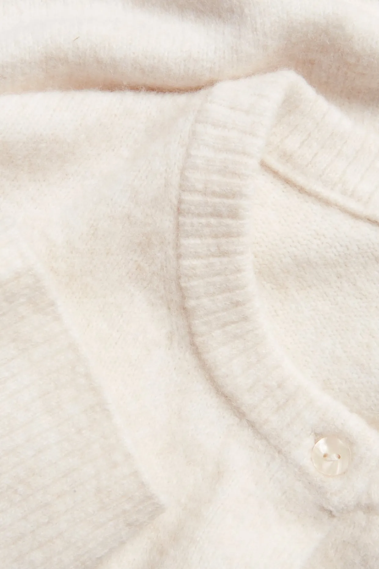 Finstrikket cardigan