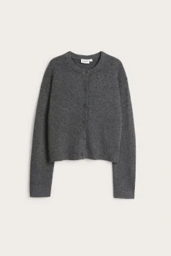 Finstrikket cardigan