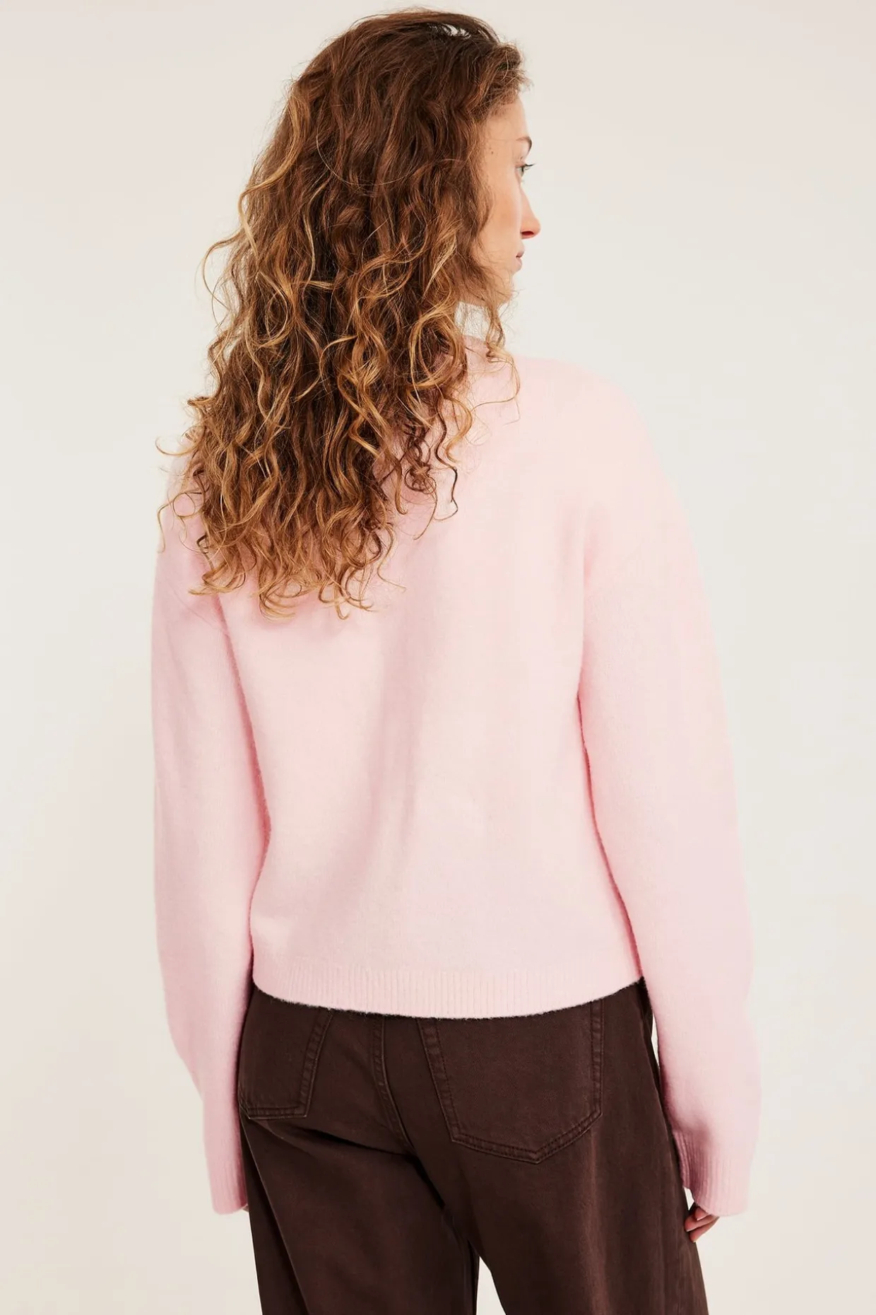 Finstrikket cardigan