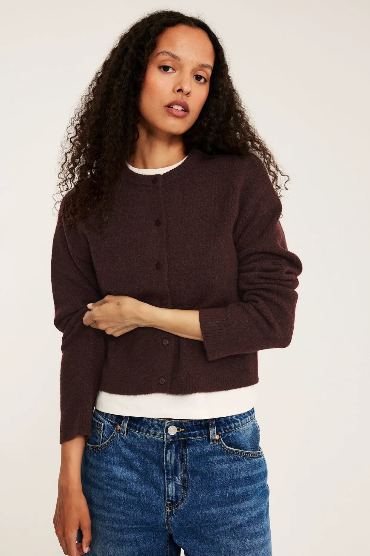 Finstrikket cardigan