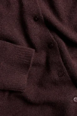 Finstrikket cardigan