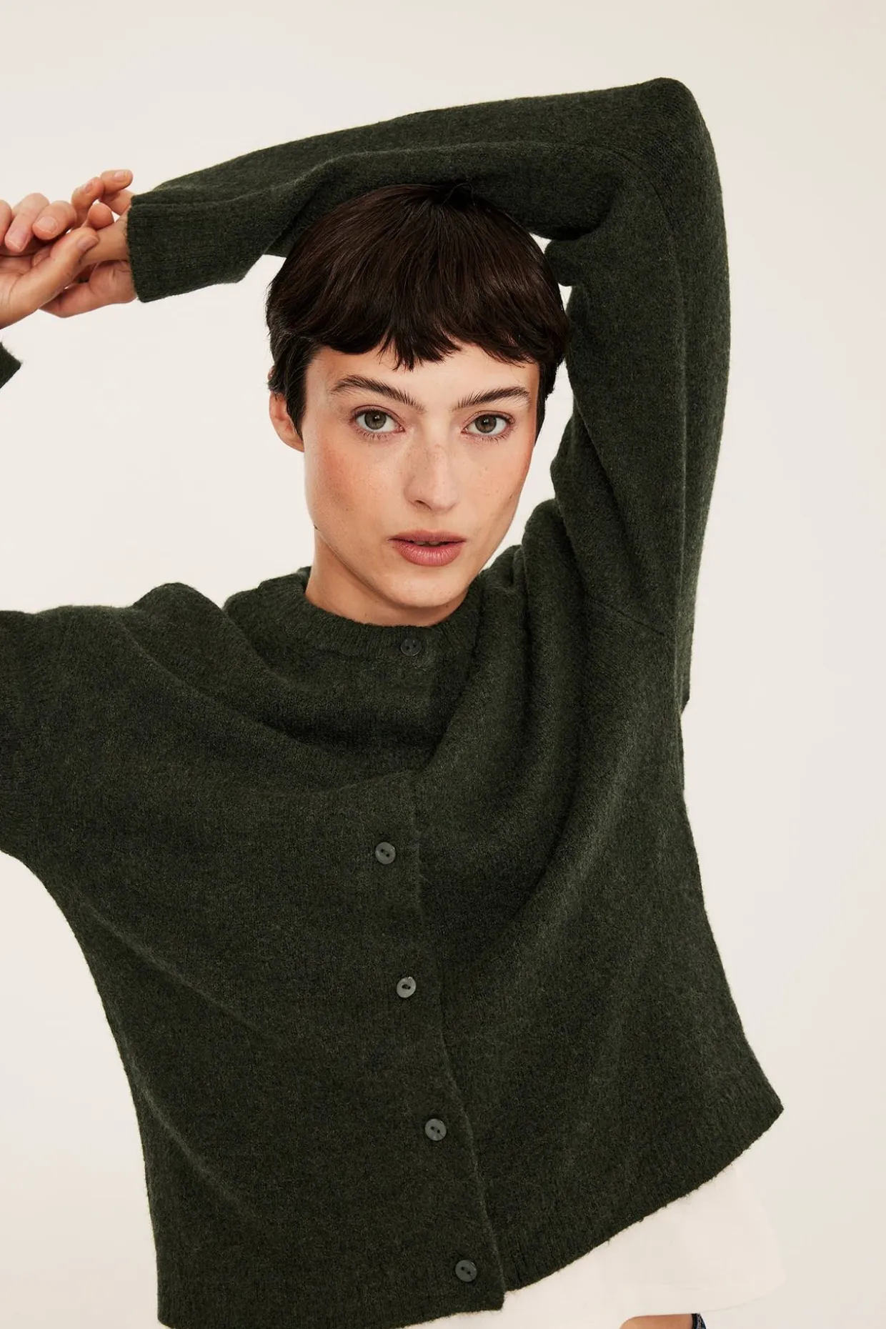 Finstrikket cardigan